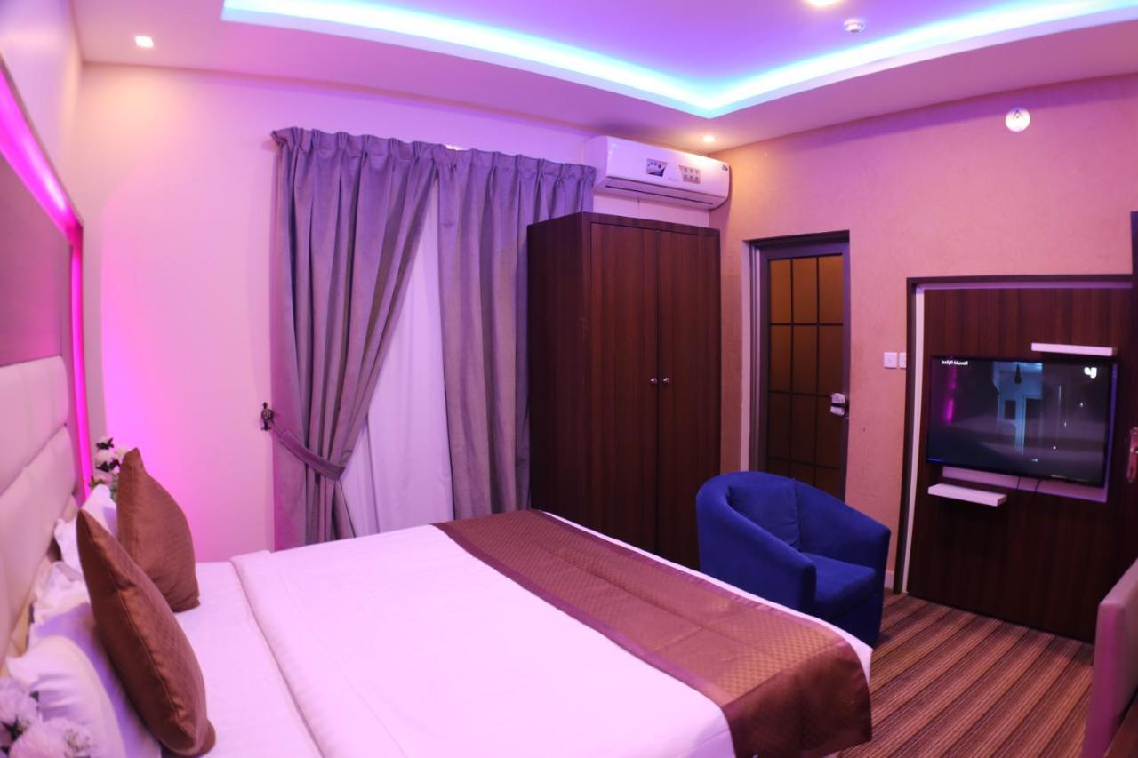 Swat Hotel Apartments Dammam Exterior photo